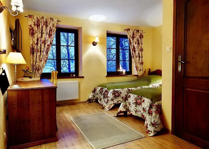 Grodek Nad Bugiem * Jablonna (Sokolow)